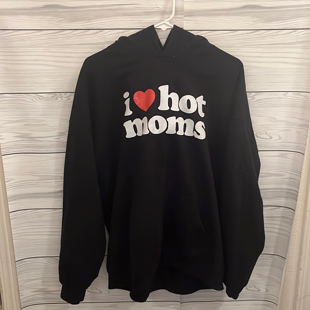 I love Hot Moms Hoodie